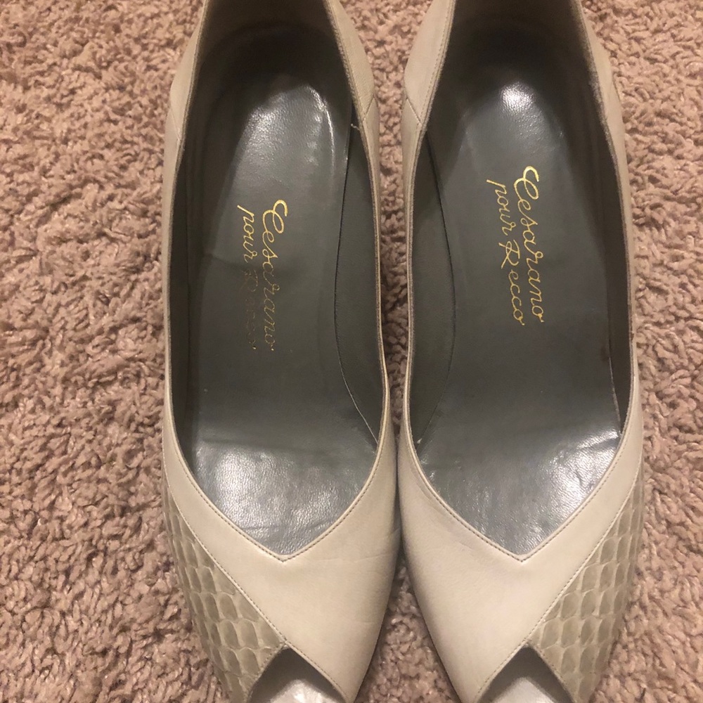 Vintage peep toe pump 7.5 - Picture 4 of 6